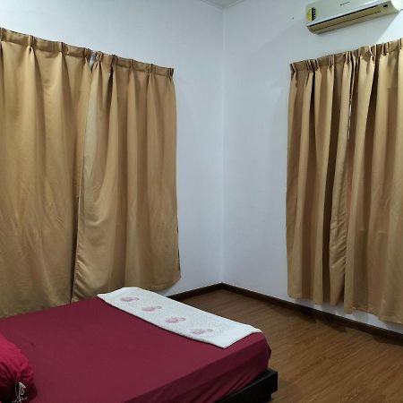 Che Na Homestay Pontian Pontian Kecil Exteriér fotografie